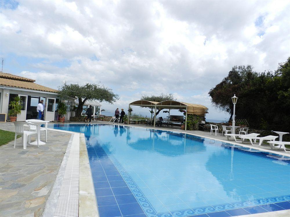 Panorama Hideaway Aparthotel Δασιά Εξωτερικό φωτογραφία