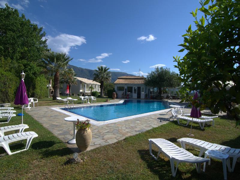 Panorama Hideaway Aparthotel Δασιά Εξωτερικό φωτογραφία
