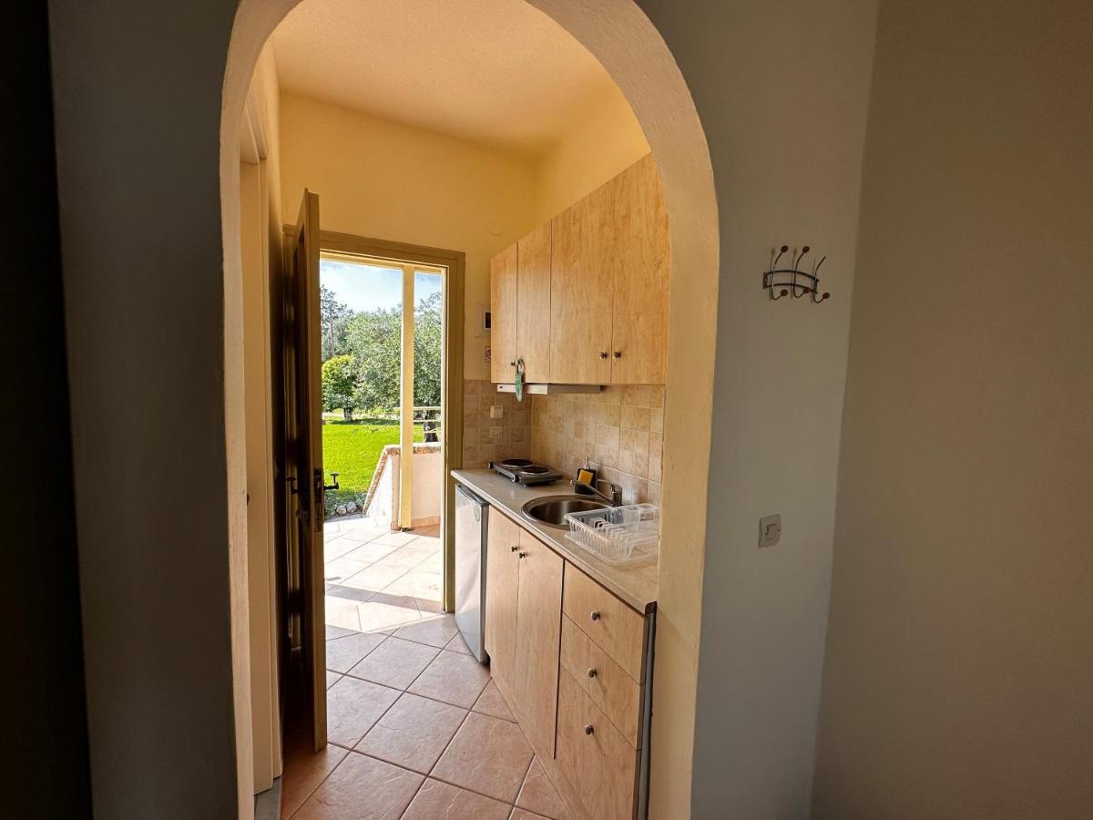 Panorama Hideaway Aparthotel Δασιά Εξωτερικό φωτογραφία